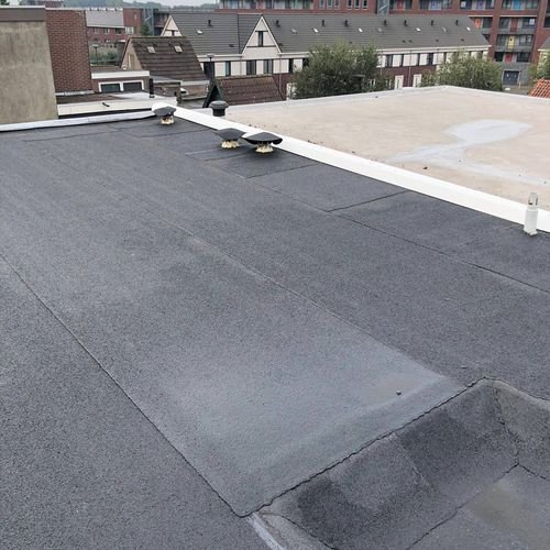 Een nieuw bitumen dak in Roermond 